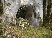 Une grotte à deux pas du gîte Jura : le Patu de la Vouivre ou Baume de Mataflan